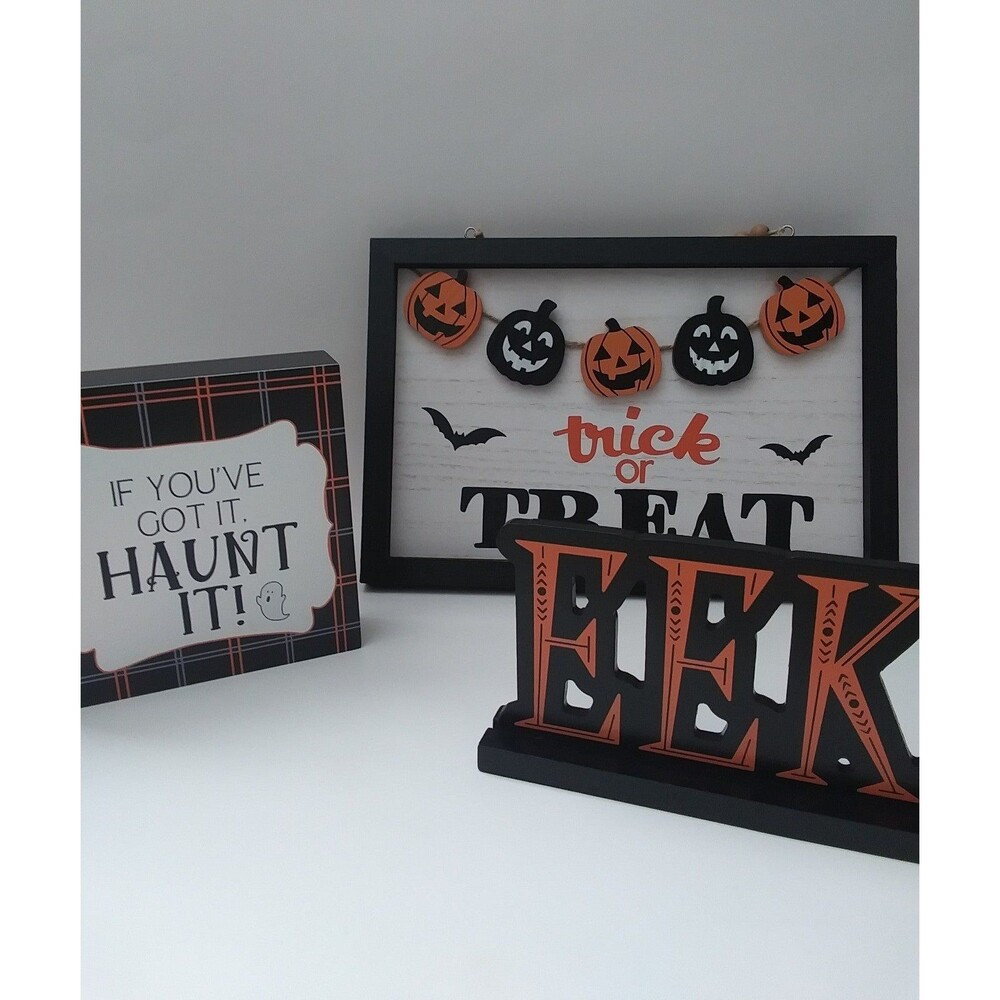 NWT 3 pc Halloween Decor